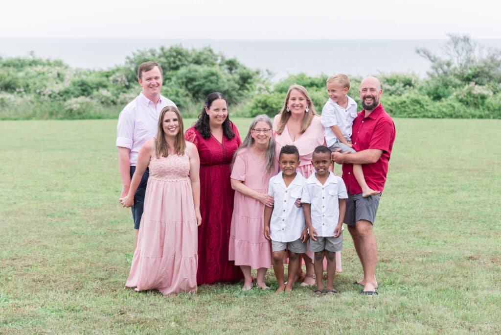 extended family portraits in little compton