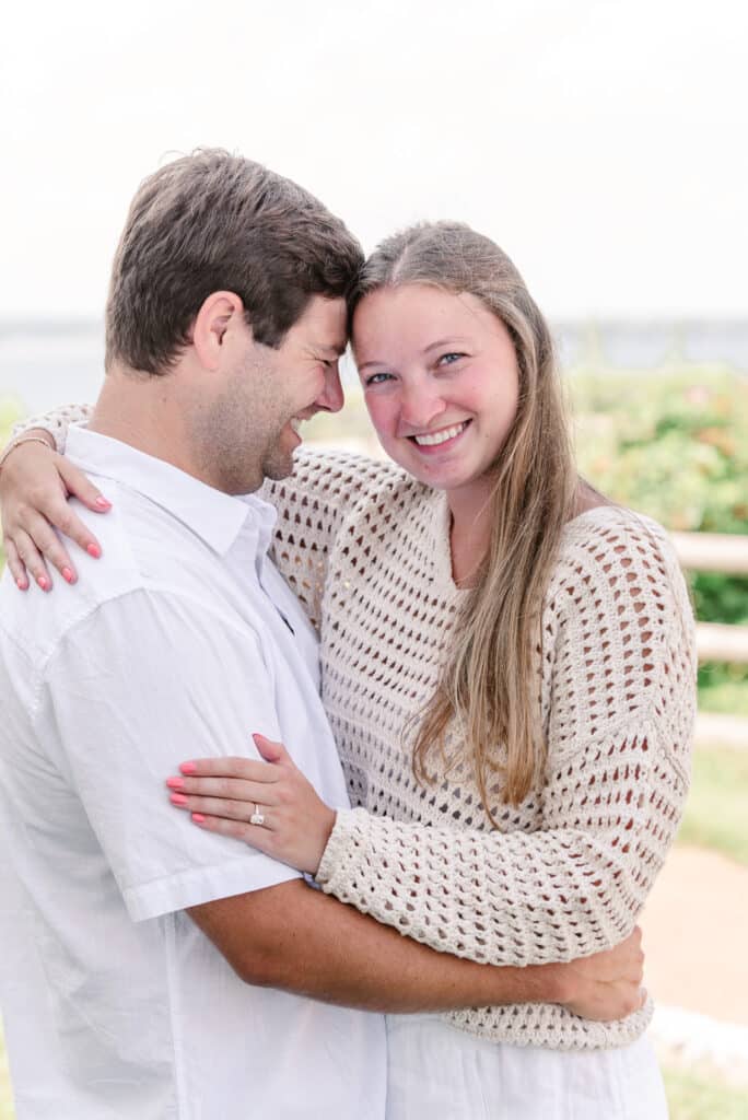 engagement photos beavertail lighthouse ri