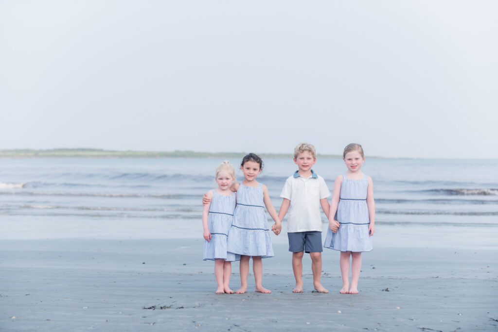 beach family portraits middletown